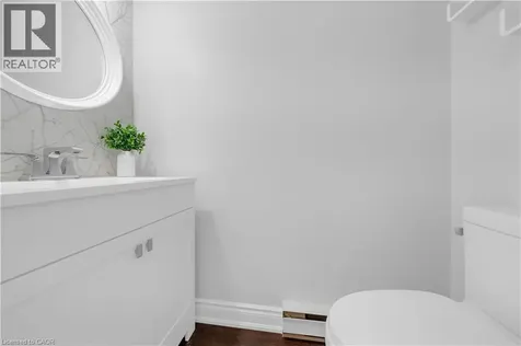 1270 Gainsborough Drive Oakville ON M9A 0E1