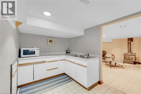 1 Galbraith Drive Hamilton ON L8G 1Z6