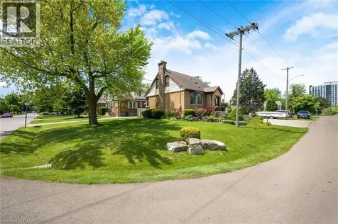 1 Galbraith Drive Hamilton ON L8G 1Z6