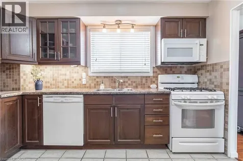 519 Brigadoon Drive Hamilton ON L9C 6C9