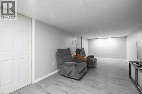 519 Brigadoon Drive Hamilton ON L9C 6C9