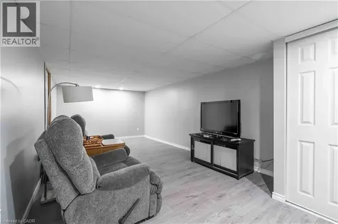 519 Brigadoon Drive Hamilton ON L9C 6C9