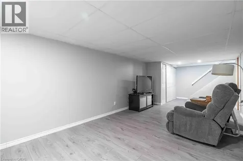 519 Brigadoon Drive Hamilton ON L9C 6C9