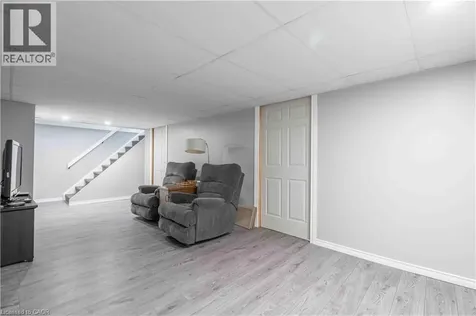519 Brigadoon Drive Hamilton ON L9C 6C9