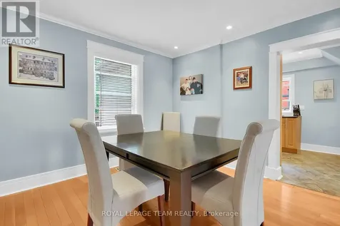 45 Rockcliffe Way Ottawa ON K1M 1B4