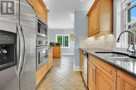 45 Rockcliffe Way Ottawa ON K1M 1B4