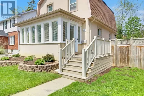 45 Rockcliffe Way Ottawa ON K1M 1B4