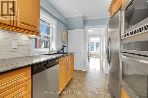 45 Rockcliffe Way Ottawa ON K1M 1B4
