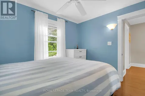 45 Rockcliffe Way Ottawa ON K1M 1B4