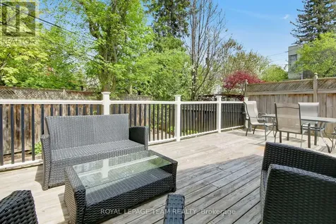 45 Rockcliffe Way Ottawa ON K1M 1B4
