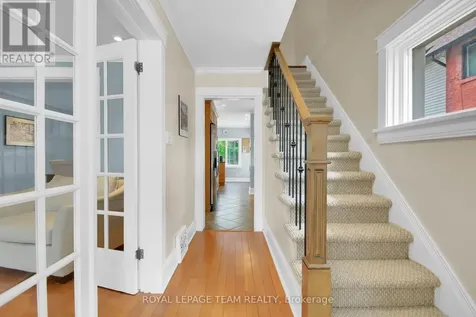 45 Rockcliffe Way Ottawa ON K1M 1B4