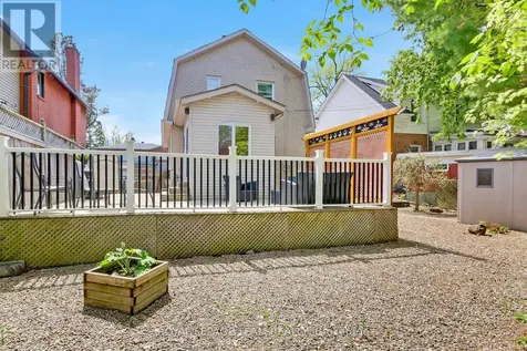 45 Rockcliffe Way Ottawa ON K1M 1B4