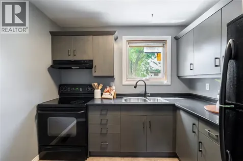 114 Maplestone Avenue Sarnia ON N7S 4X2