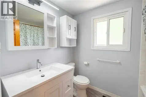 114 Maplestone Avenue Sarnia ON N7S 4X2
