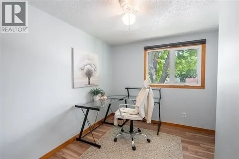 114 Maplestone Avenue Sarnia ON N7S 4X2