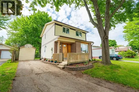 114 Maplestone Avenue Sarnia ON N7S 4X2