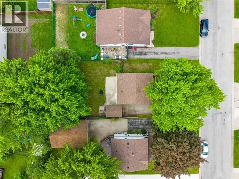 114 Maplestone Avenue Sarnia ON N7S 4X2