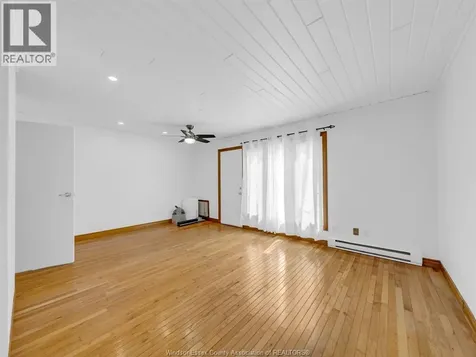 6701 Rose-ville Garden Drive Windsor ON N8T 1J3