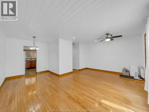 6701 Rose-ville Garden Drive Windsor ON N8T 1J3