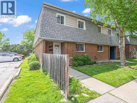 6701 Rose-ville Garden Drive Windsor ON N8T 1J3