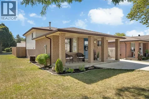 4779 Theresa Place Windsor ON N8T 3M8