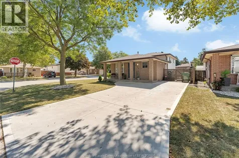 4779 Theresa Place Windsor ON N8T 3M8