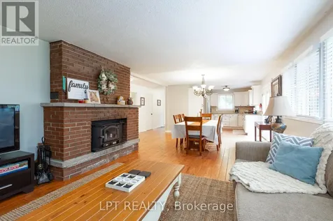 34 Staglir Drive Tiny ON L9M 0H2