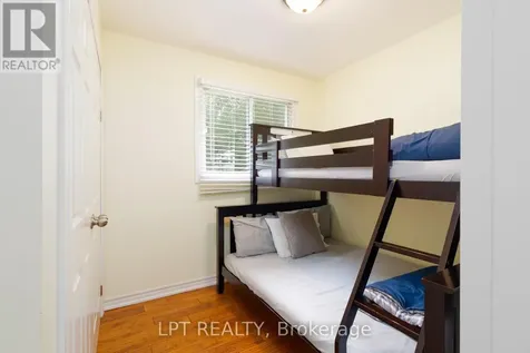 34 Staglir Drive Tiny ON L9M 0H2