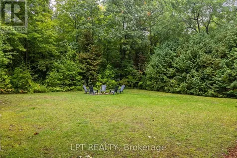 34 Staglir Drive Tiny ON L9M 0H2