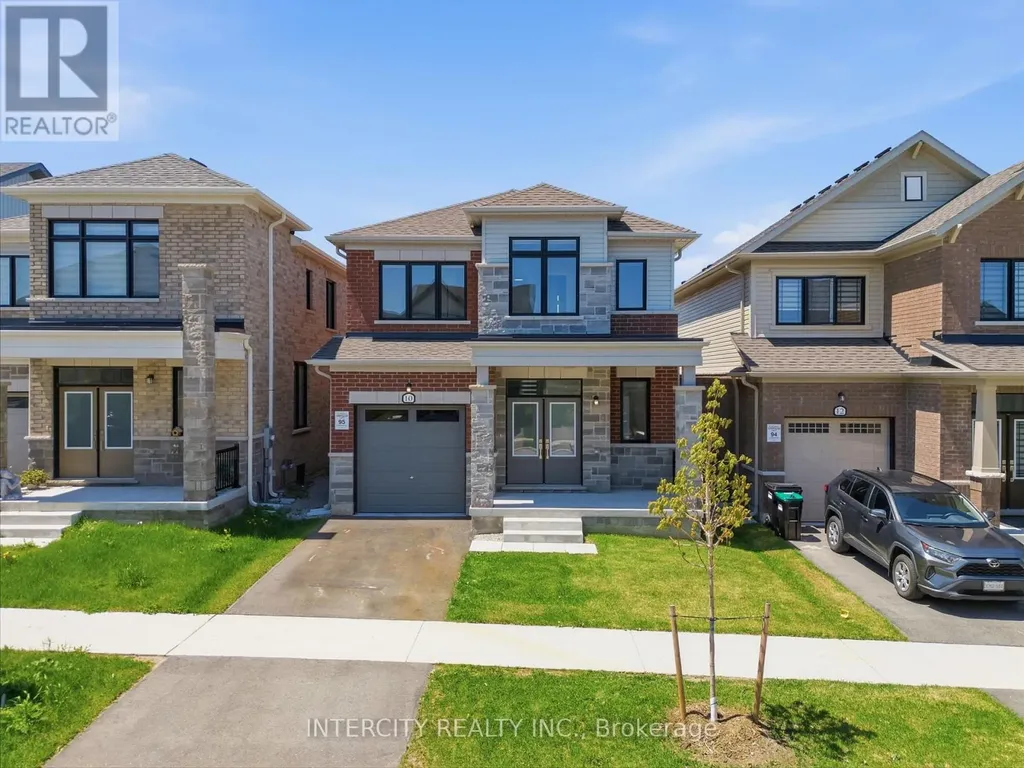 10 Kingsbury Trail Barrie ON L9J 0W9