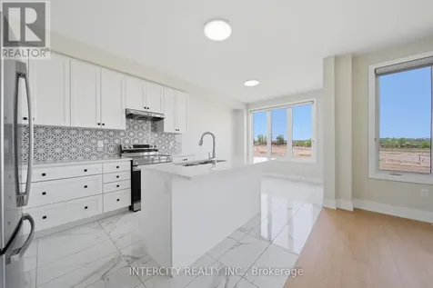 10 Kingsbury Trail Barrie ON L9J 0W9