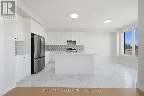 10 Kingsbury Trail Barrie ON L9J 0W9