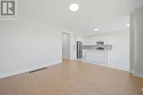 10 Kingsbury Trail Barrie ON L9J 0W9