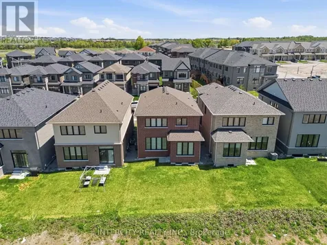 10 Kingsbury Trail Barrie ON L9J 0W9