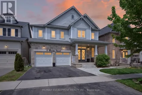 9 Fleming Crescent Haldimand ON N3W 0C4
