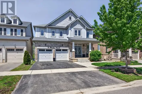 9 Fleming Crescent Haldimand ON N3W 0C4