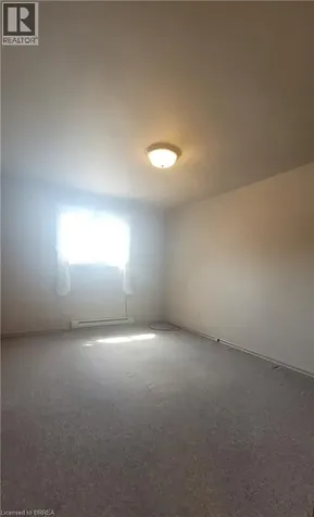 325 Fairview Drive Brantford ON N3R 2X3