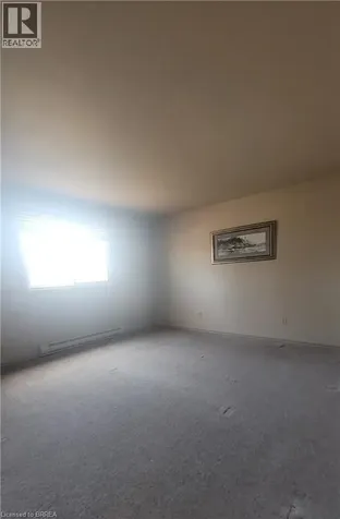 325 Fairview Drive Brantford ON N3R 2X3