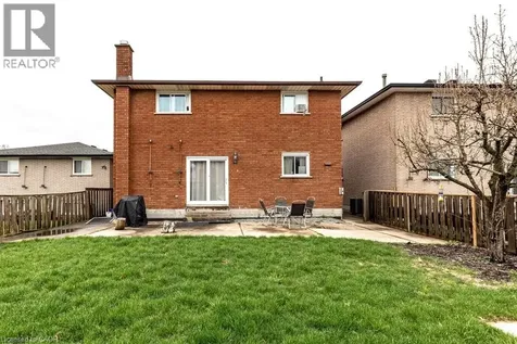 42 Lasila Court Hamilton ON L9C 7B6