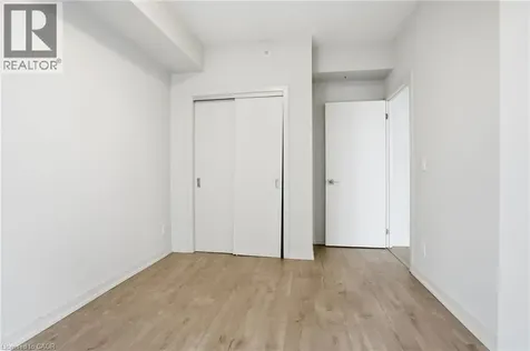 2087 Fairview Street Burlington ON L7R 0E5