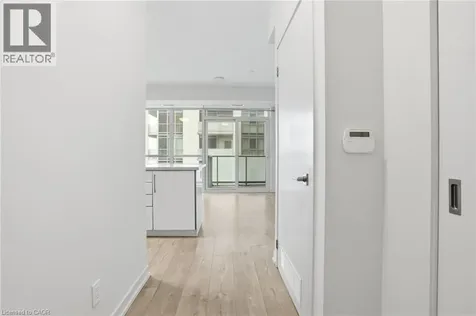 2087 Fairview Street Burlington ON L7R 0E5