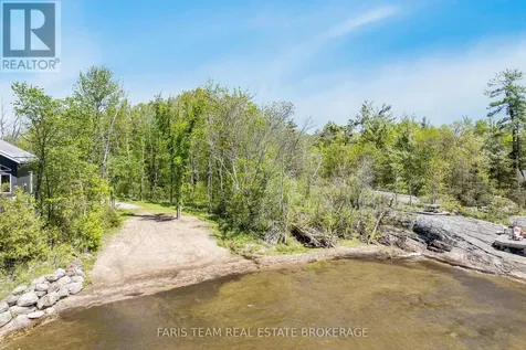 62 Forest Harbour Parkway Tay ON L0K 1E0