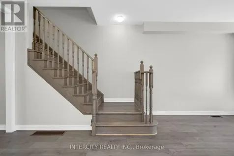 14 Rabbit Run Way Brampton (heart Lake East) ON L6Z 0J2