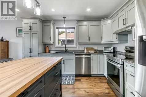 18 Edwin Street Wahnapitae ON P0M 3C0