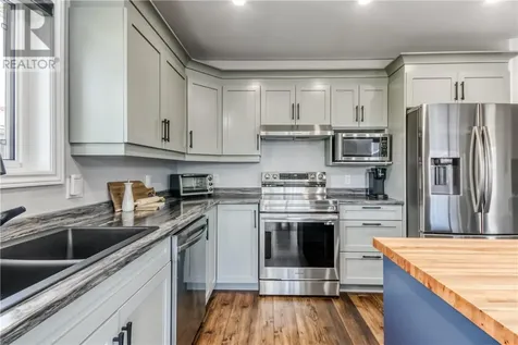 18 Edwin Street Wahnapitae ON P0M 3C0