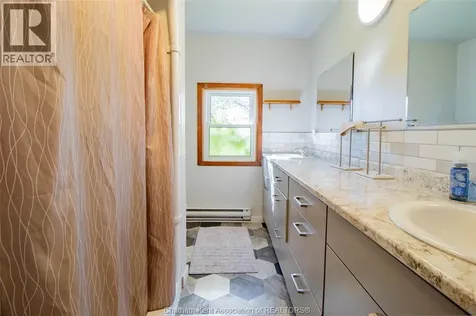 1244 Coltsfoot Drive Newbury ON N0L 1Z0