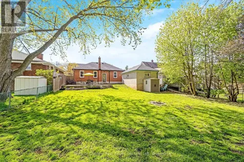 632 Waterloo Street South Cambridge ON N3H 1P5