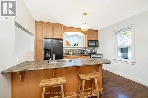 632 Waterloo Street South Cambridge ON N3H 1P5
