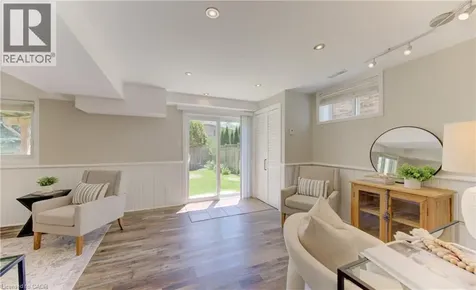109 Marl Meadow Drive Kitchener ON N2R 1L4