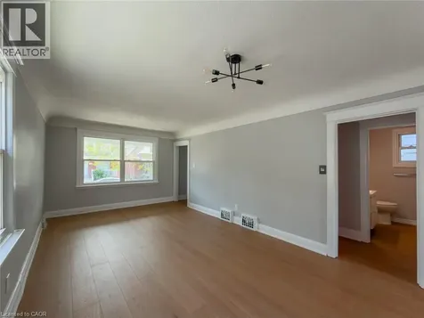 97 Crosthwaite Avenue North Hamilton ON L8H 2V3